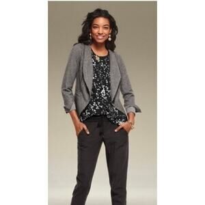 Cabi Womens Asymmetrical Zip Up Moto Jacket Size XS Gray Short Career Casual.